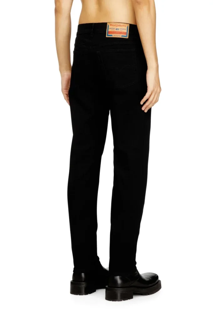 Regular Jeans 2023 d-finitive 069yp Finden Sie die nächstgelegene Filiale