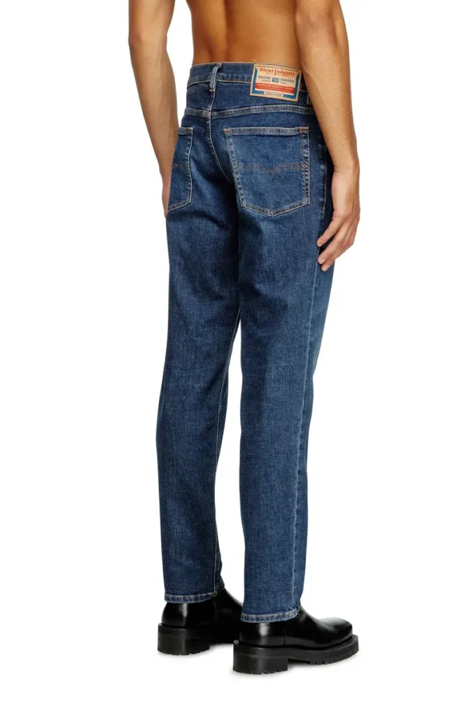 Regular Jeans 2023 D-Finitive 09j47 Nächstgelegenes Geschäft finden