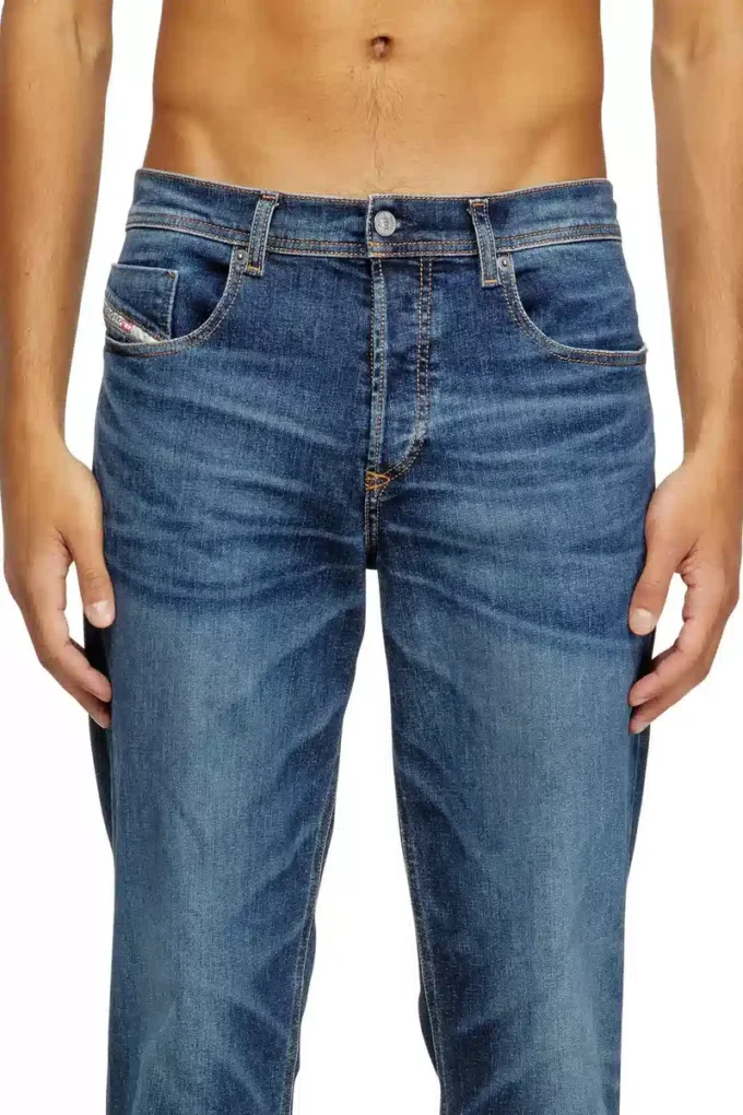 Regular Jeans 2023 D-Finitive 09j47 Nächstgelegenes Geschäft finden