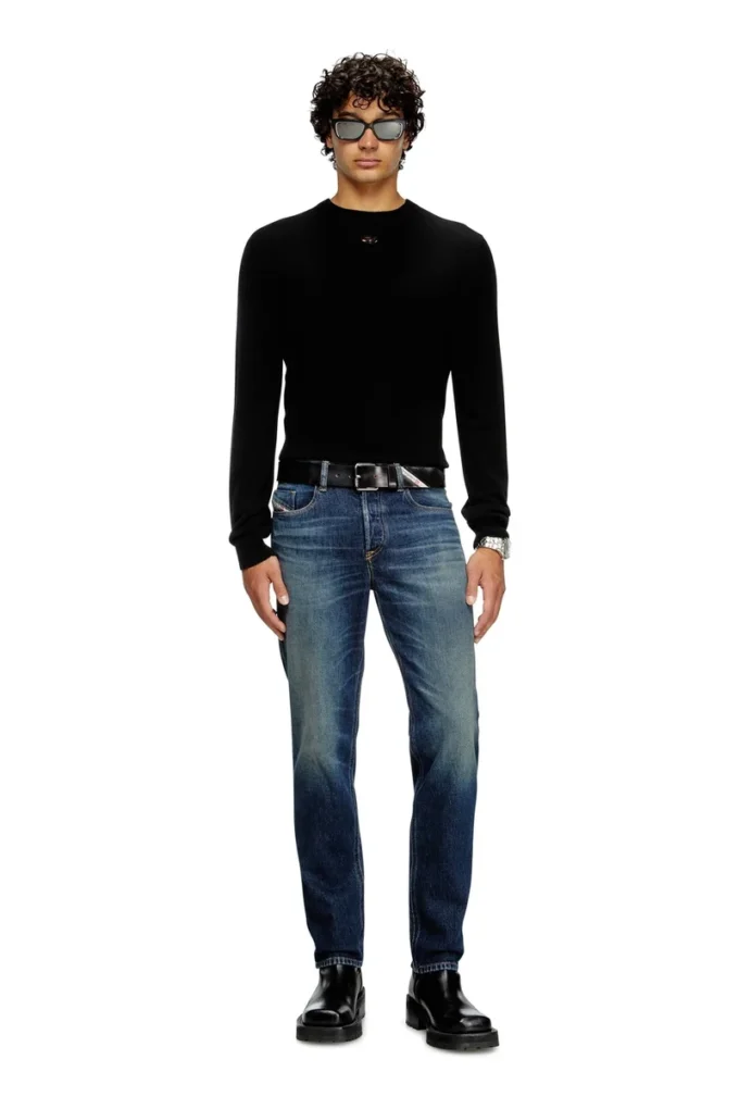 Regular Jeans 2023 D-Finitive 09m10 Nächstgelegenes Geschäft finden