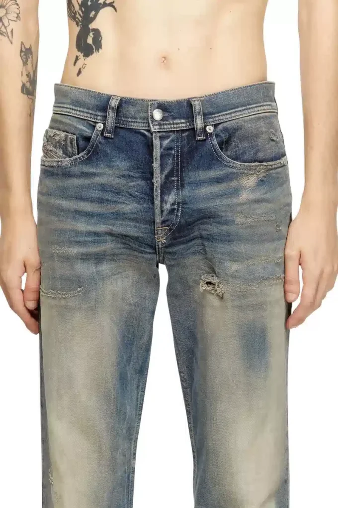 Regular Jeans 2023 D-Finitive 09m18 Nächstgelegenes Geschäft finden