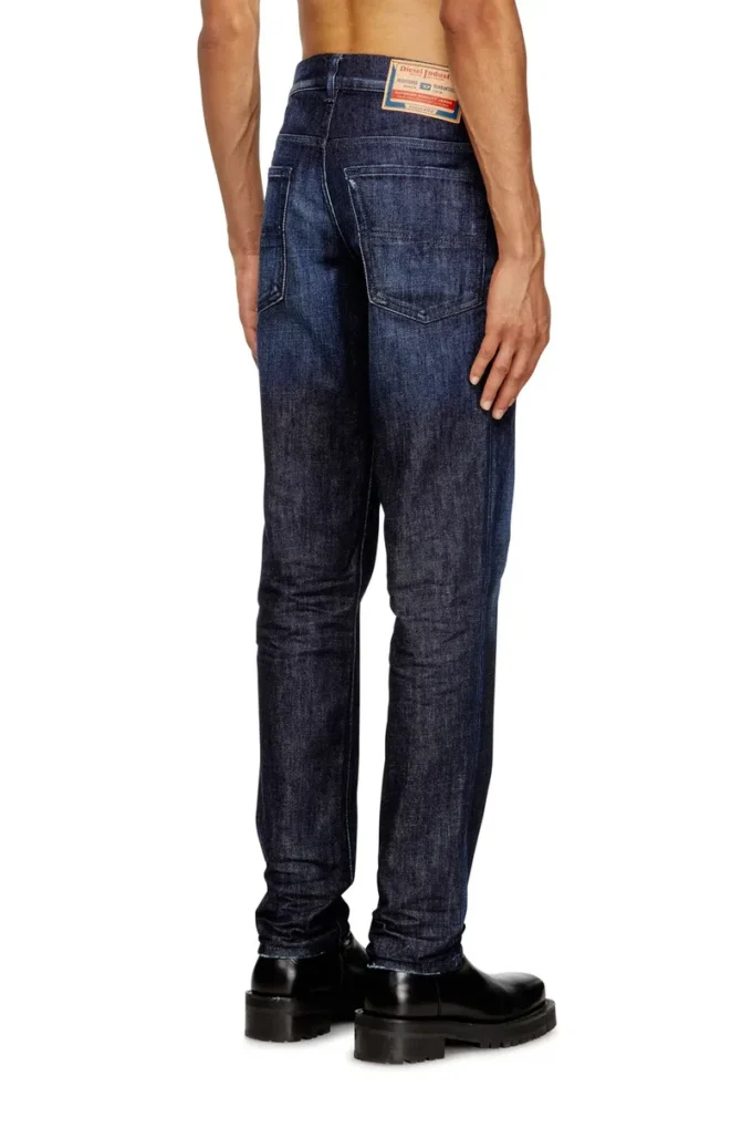Regular Jeans 2023 d-finitive 09m19 Nächstgelegenes Geschäft finden