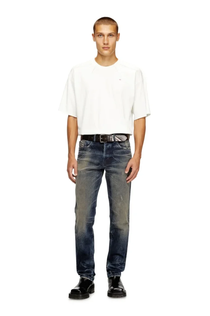 Regular Jeans 2023 d-finitive 09m46 Nächstgelegenes Geschäft finden