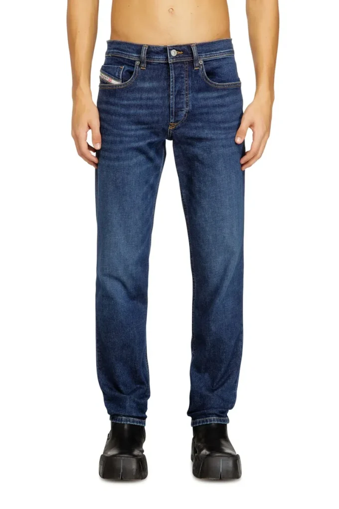 Regular Jeans 2023 d-finitive 0adbg Nächstgelegenes Geschäft finden