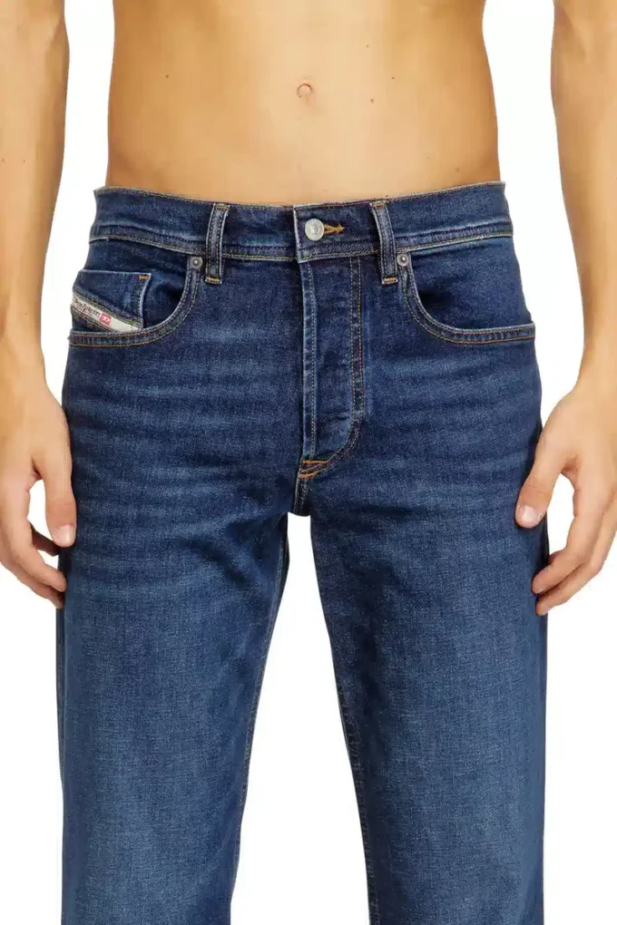 Regular Jeans 2023 d-finitive 0adbg Nächstgelegenes Geschäft finden