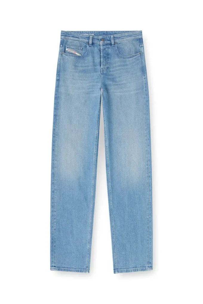 Relaxed Jeans 2001 d-macro 09q18 Nächstgelegenes Geschäft finden
