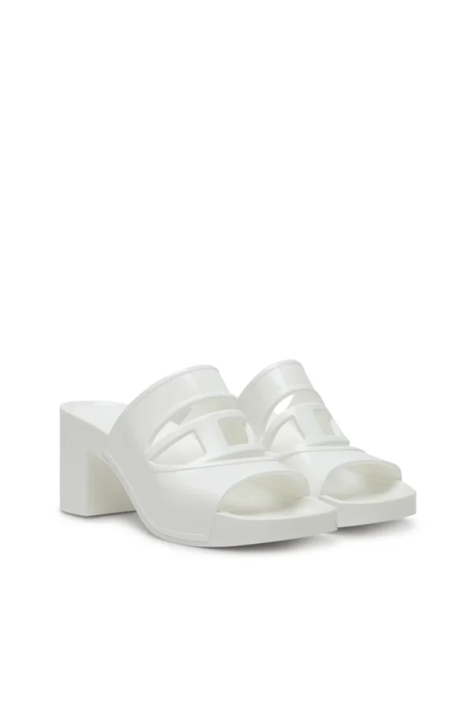 sa-bonnie Sa-Bonnie-Heeled Gummi-Pantoletten mit ausgeschnittenem Logo sa-bonnie Sa-Bonnie-Heeled Gummi-Pantoletten mit ausgeschnittenem Logo