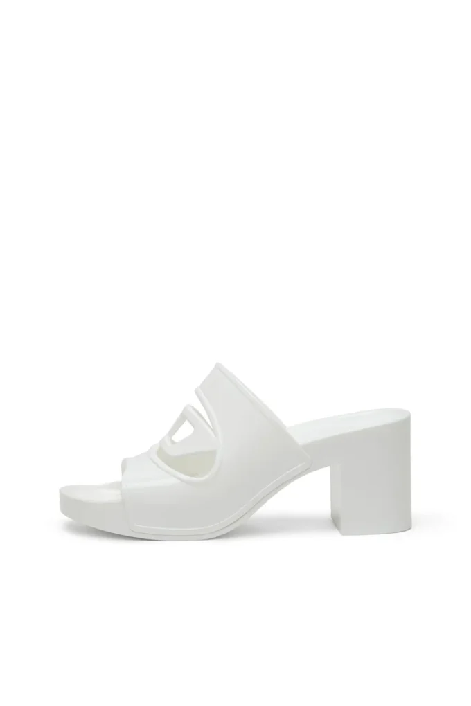 sa-bonnie Sa-Bonnie-Heeled Gummi-Pantoletten mit ausgeschnittenem Logo sa-bonnie Sa-Bonnie-Heeled Gummi-Pantoletten mit ausgeschnittenem Logo