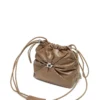 Scrunch-D-Bucket Scrunch-D-Bucket-Tasche aus glänzendem, geknittertem Leder