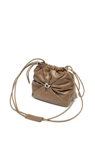 Scrunch-D-Bucket Scrunch-D-Bucket-Tasche aus glänzendem, geknittertem Leder