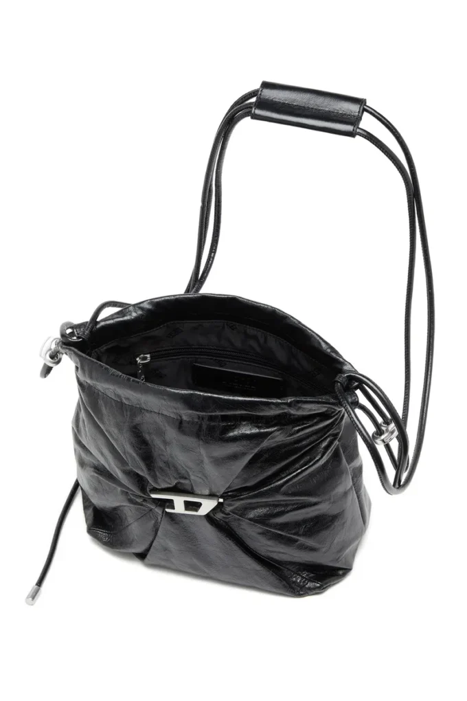 Scrunch-D-Bucket Scrunch-D-Bucket-Tasche aus glänzendem, geknittertem Leder