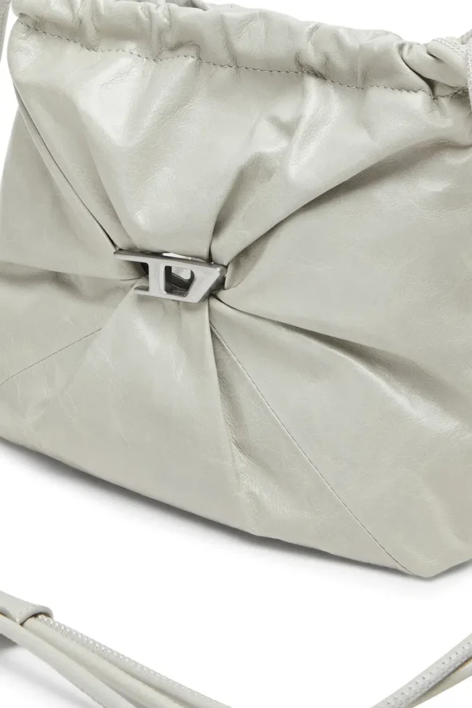 Scrunch-D-Bucket Scrunch-D-Bucket-Tasche aus glänzendem, geknittertem Leder