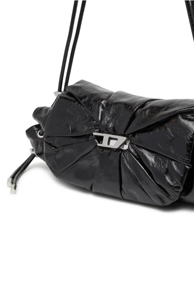 scrunch-d Schultertasche Scrunch-D S-Schultertasche aus geknittertem Leder scrunch-d Schultertasche Scrunch-D S-Schultertasche aus geknittertem Leder