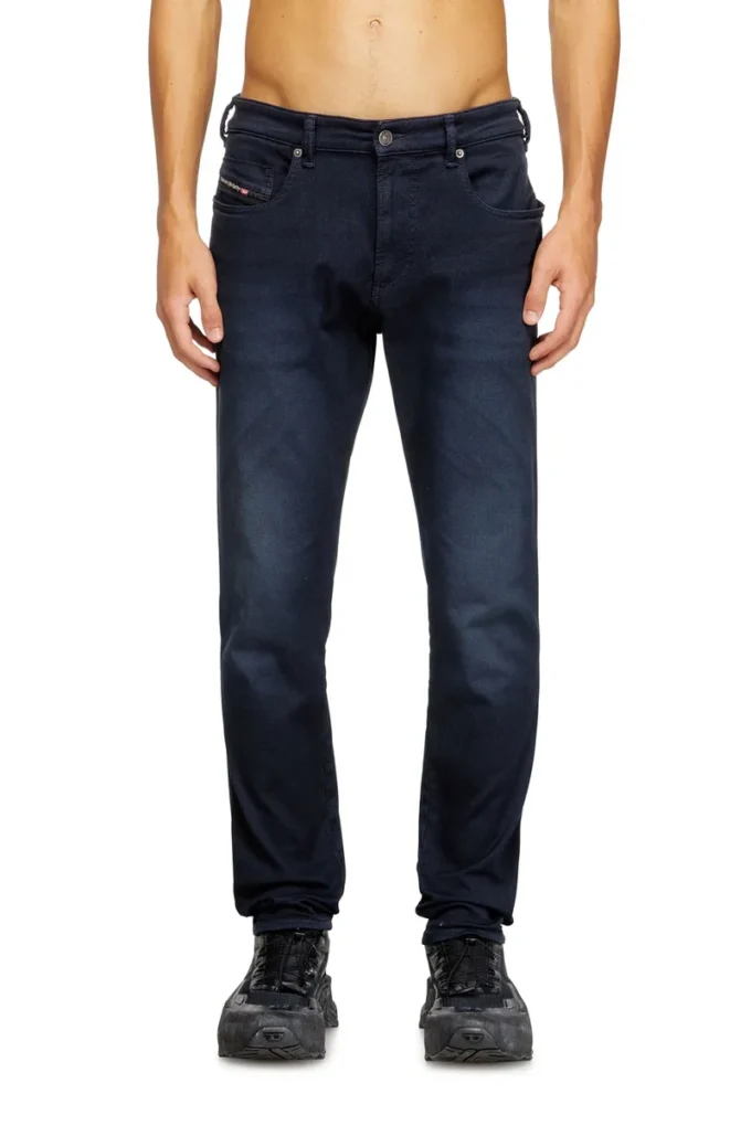 Slim 2062 D-Strukt JoggJeans® 0670m Finden Sie die nächstgelegene Filiale