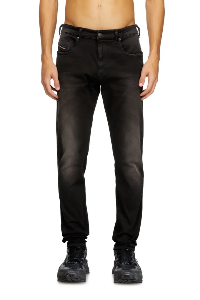 Slim 2062 D-Strukt JoggJeans® 0670m Finden Sie die nächstgelegene Filiale Slim 2062 D-Strukt JoggJeans® 0670m Finden Sie die nächstgelegene Filiale