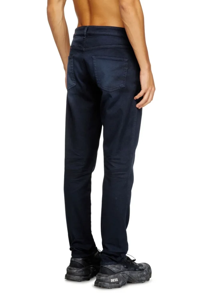 Slim 2062 D-Strukt JoggJeans® 0670m Finden Sie die nächstgelegene Filiale