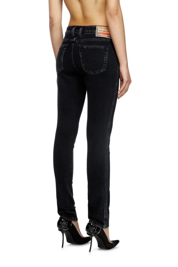 Slim-Fit-Jeans 1992 d-jiann 09m69 Nächstgelegenes Geschäft finden