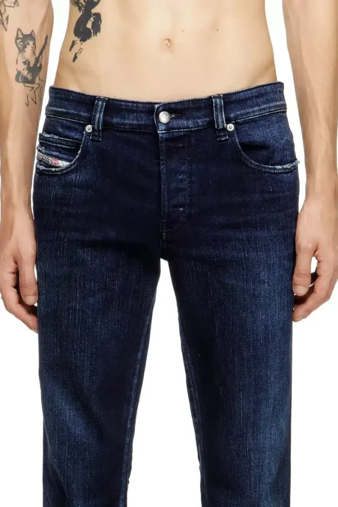 Slim-Fit-Jeans 1993 D-Vyl 09M76 Finden Sie die nächstgelegene Filiale