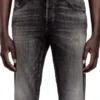 Slim-Jeans 1993 d-vyl 0adbu Nächstgelegenes Geschäft finden Slim-Jeans 1993 d-vyl 0adbu Nächstgelegenes Geschäft finden