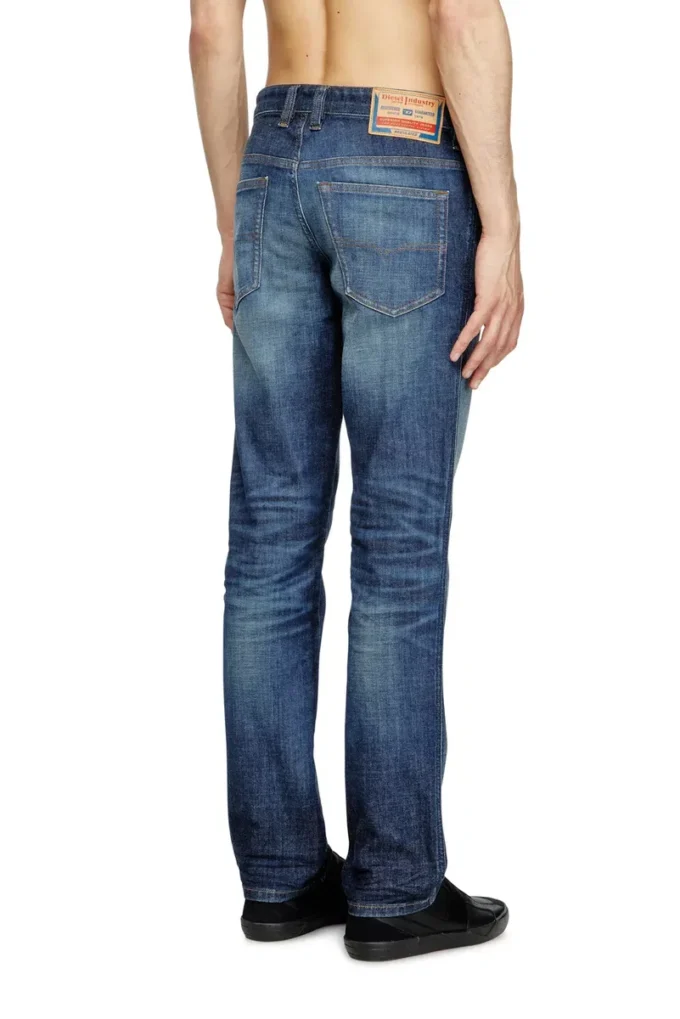 Slim Jeans 1993 d-vyl 0dbei Nächstgelegenes Geschäft finden