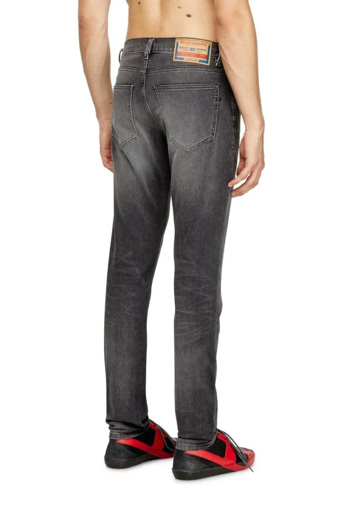 Slim-Jeans 2019 d-strukt 09j52 Nächstgelegenes Geschäft finden Slim-Jeans 2019 d-strukt 09j52 Nächstgelegenes Geschäft finden
