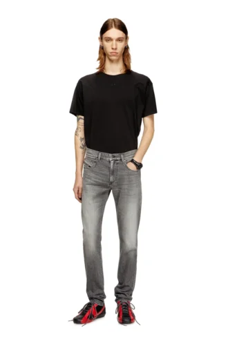 Slim Jeans 2019 d-strukt 09m30 Nächstgelegenes Geschäft finden