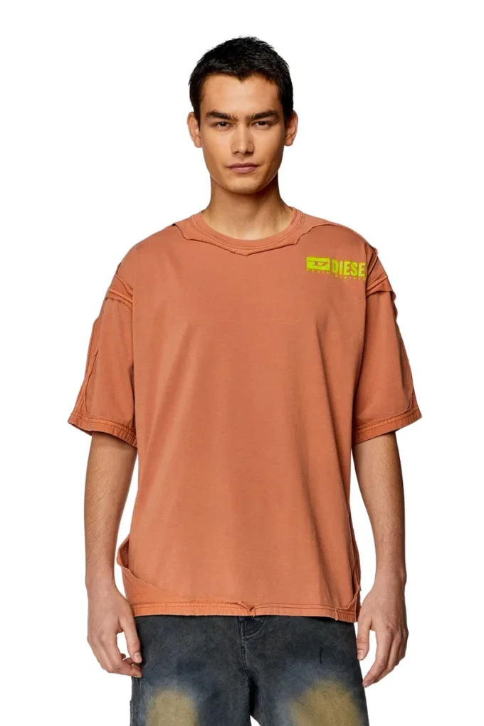 t-boxt-dbl T-Shirt mit Destroyed-Effekt t-boxt-dbl T-Shirt mit Destroyed-Effekt
