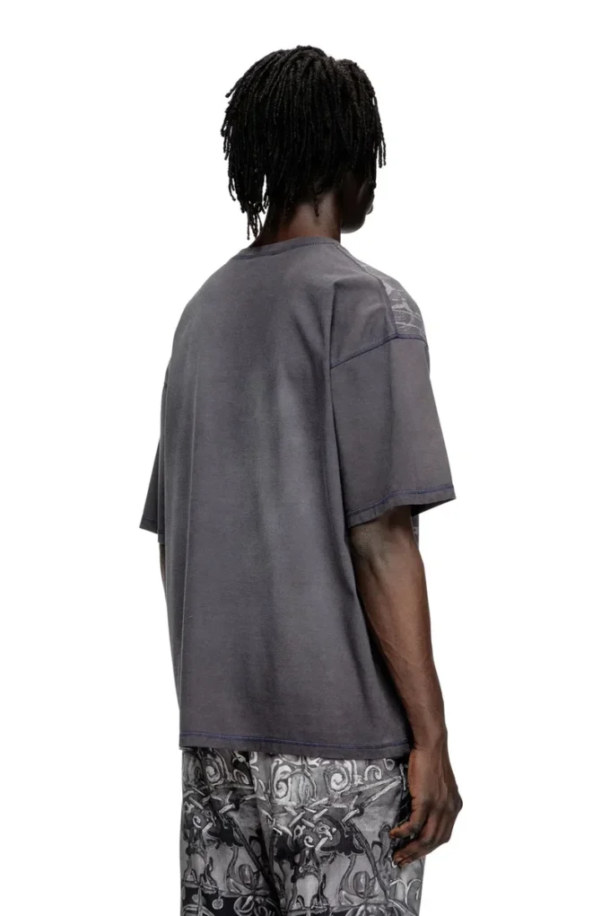 t-boxt-t13 T-Shirt mit tonalem mittelalterlichem Aufdruck t-boxt-t13 T-Shirt mit tonalem mittelalterlichem Aufdruck
