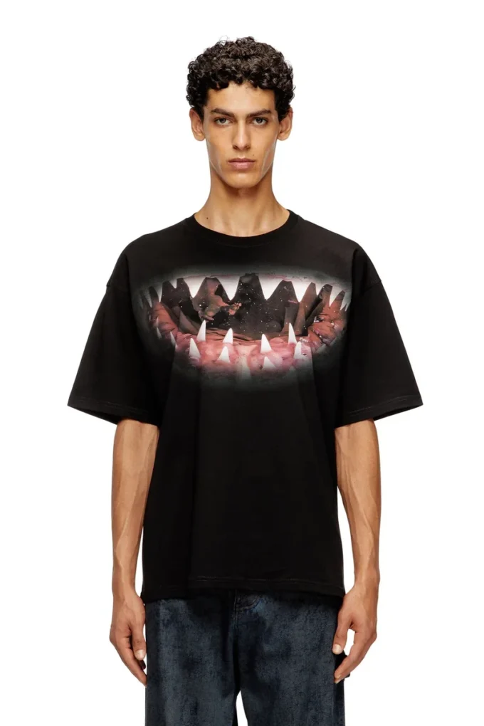 t-boxt-t21 Baumwoll-T-Shirt mit Hai-Mund-Print t-boxt-t21 Baumwoll-T-Shirt mit Hai-Mund-Print