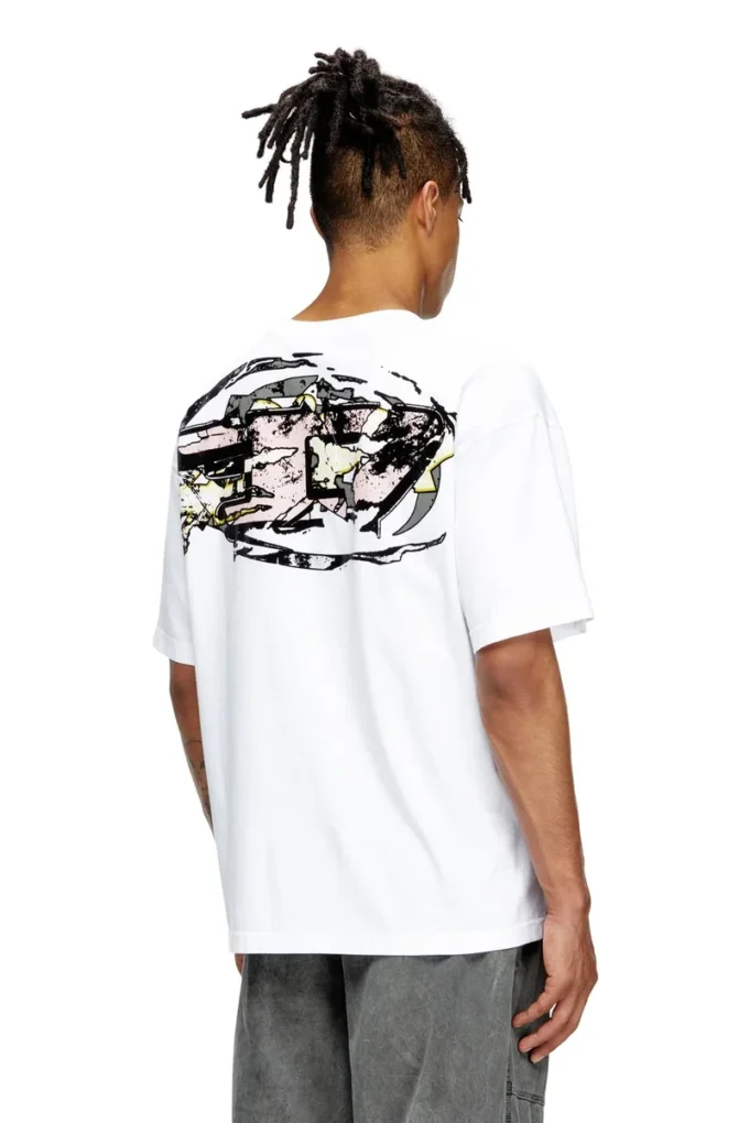 t-boxt-t24 T-Shirt mit ovalem D-Logo t-boxt-t24 T-Shirt mit ovalem D-Logo