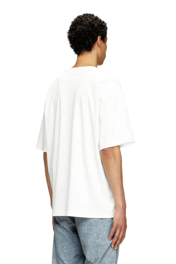 t-boxt-t6 T-Shirt mit rotem Oval D t-boxt-t6 T-Shirt mit rotem Oval D