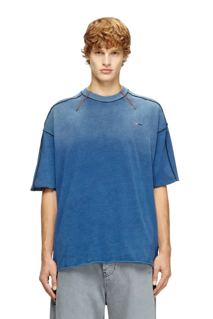 t-craoxt Baumwoll-T-Shirt mit kontrastierenden Overlock-Nähten