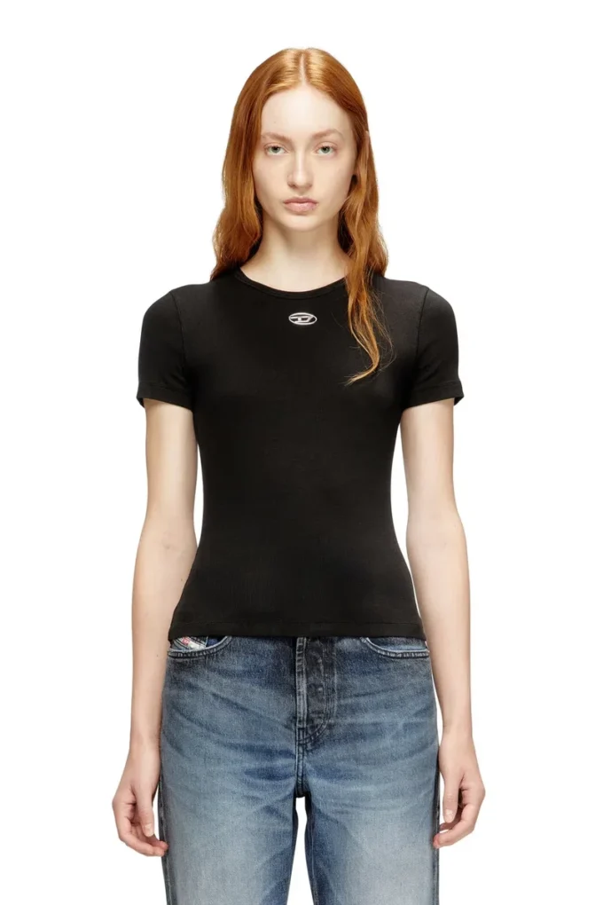 t-ele-long-od Schmal geschnittenes, geripptes T-Shirt mit metallischem Oval D