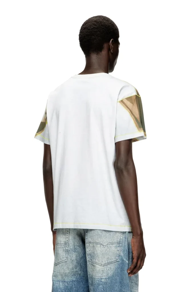 t-norm-show T-Shirt mit Graffiti-Print