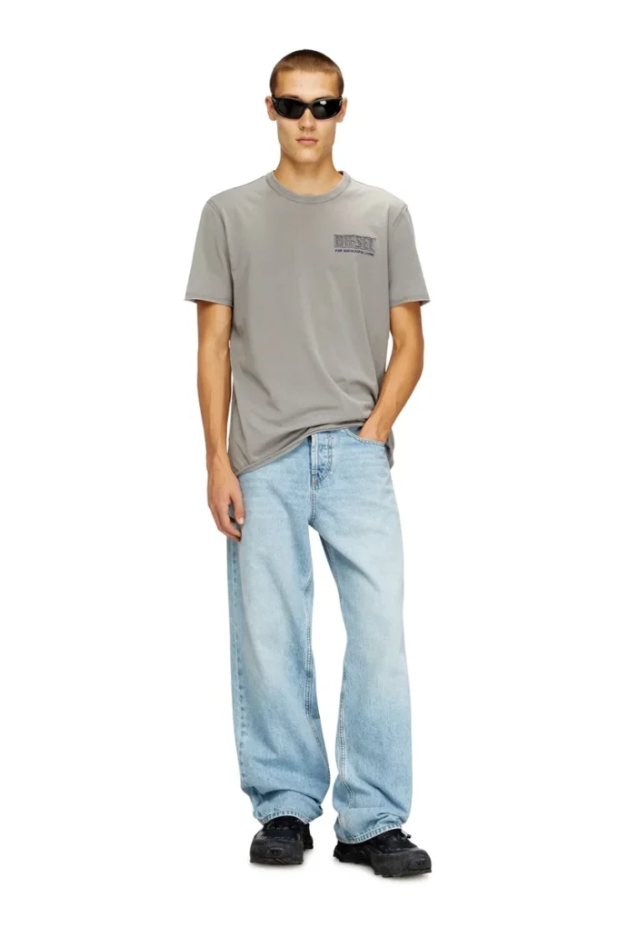 t-rawjust-v1 Acid-Wash-T-Shirt mit unversäuberten Kanten t-rawjust-v1 Acid-Wash-T-Shirt mit unversäuberten Kanten
