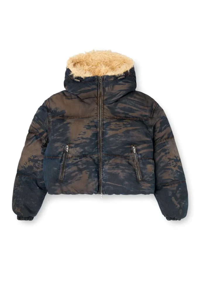 w-aves-fur Pufferjacke mit Kapuze aus Denim in Dirt-Effekt-Camouflage w-aves-fur Pufferjacke mit Kapuze aus Denim in Dirt-Effekt-Camouflage