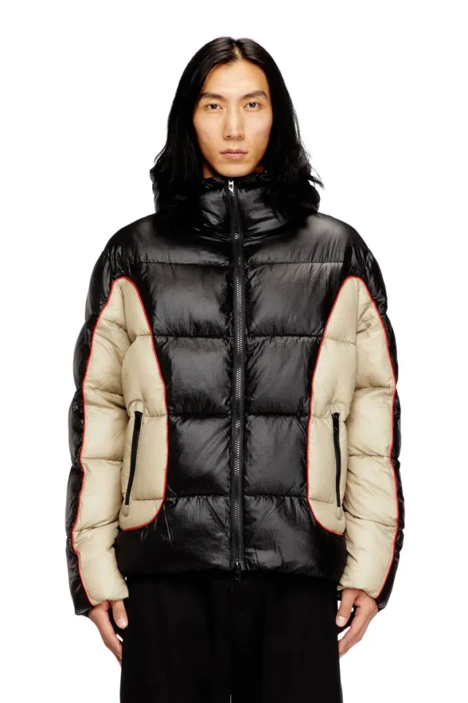 w-ostend Kapuzen-Steppjacke aus glänzendem Ripstop w-ostend Kapuzen-Steppjacke aus glänzendem Ripstop